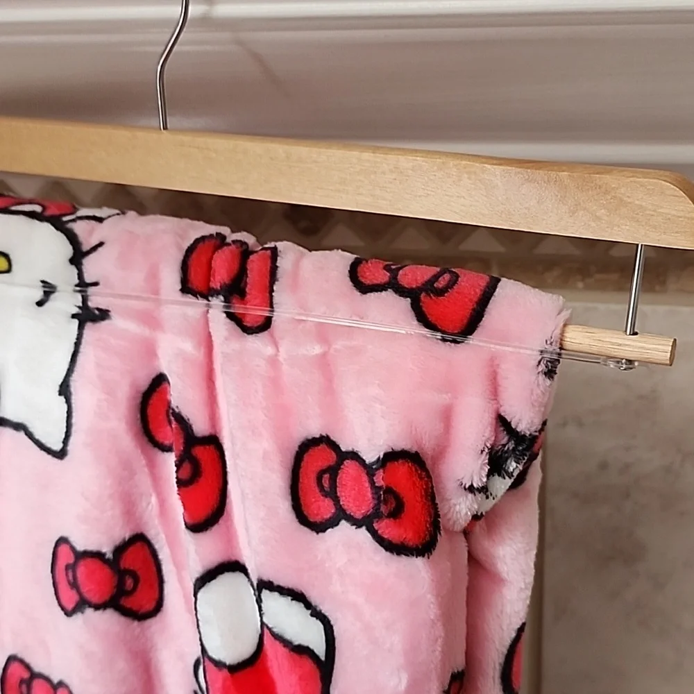 💗🩷 HELLO KITTY PLUSH CLOUD THROW 🩷💗
